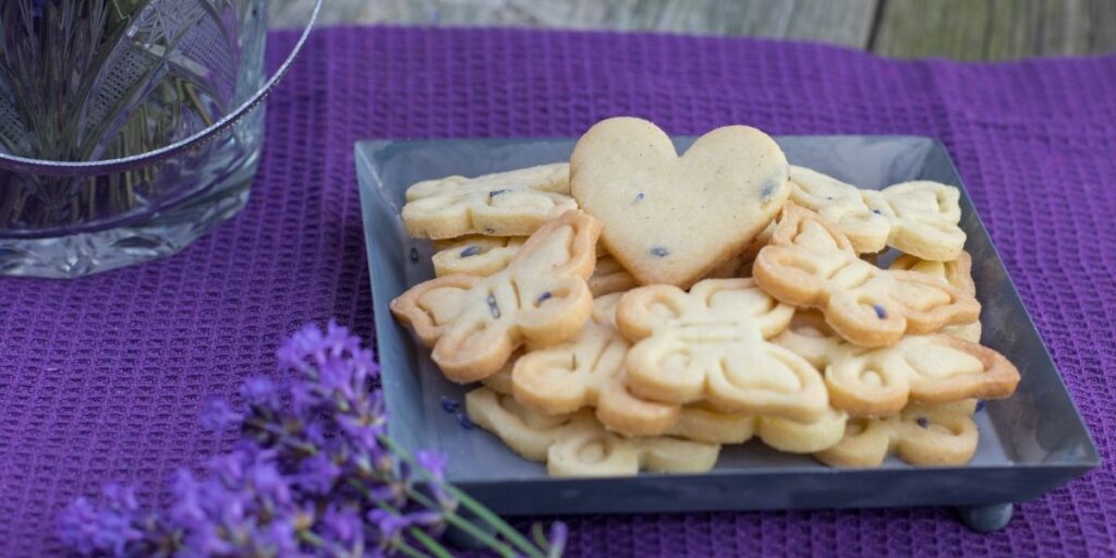 Biscuits papillon et coeur