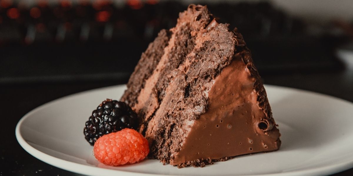 Gâteau au chocolat effrité