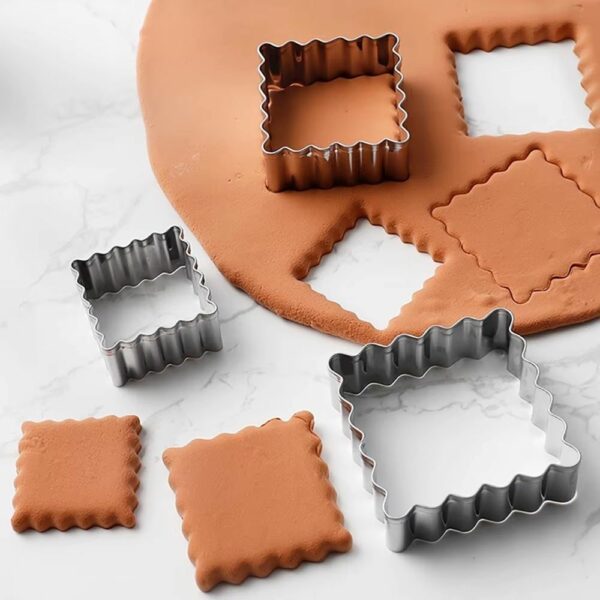 Emporte-pièces carrés cannelés – lot de 3 tailles